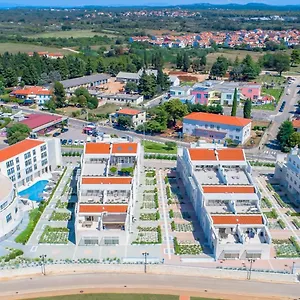 Gasthuis Garden Palace, Umag